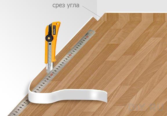 правильная обрезка линолеума при укладке