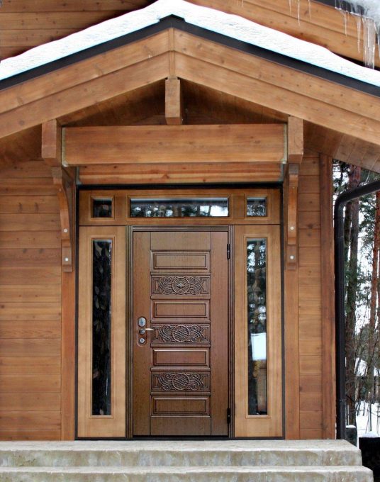 Как установить входную металлическую дверь в деревянном доме