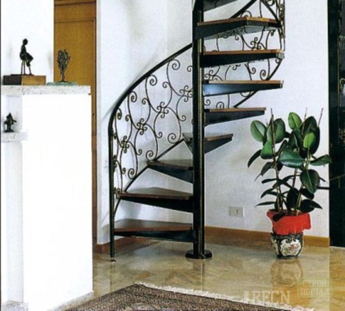 Металлическая винтовая лестница: фото